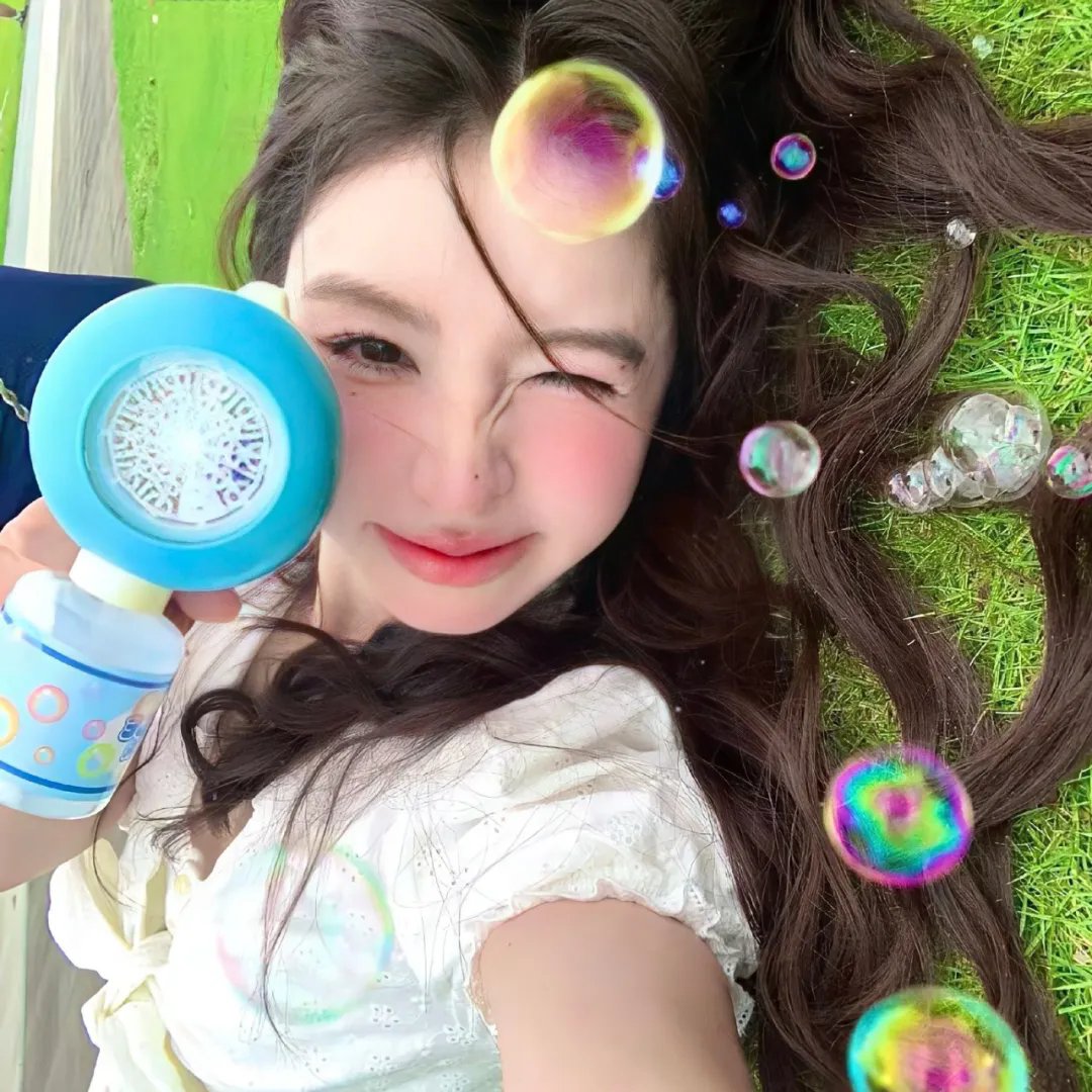沉默的共谋者